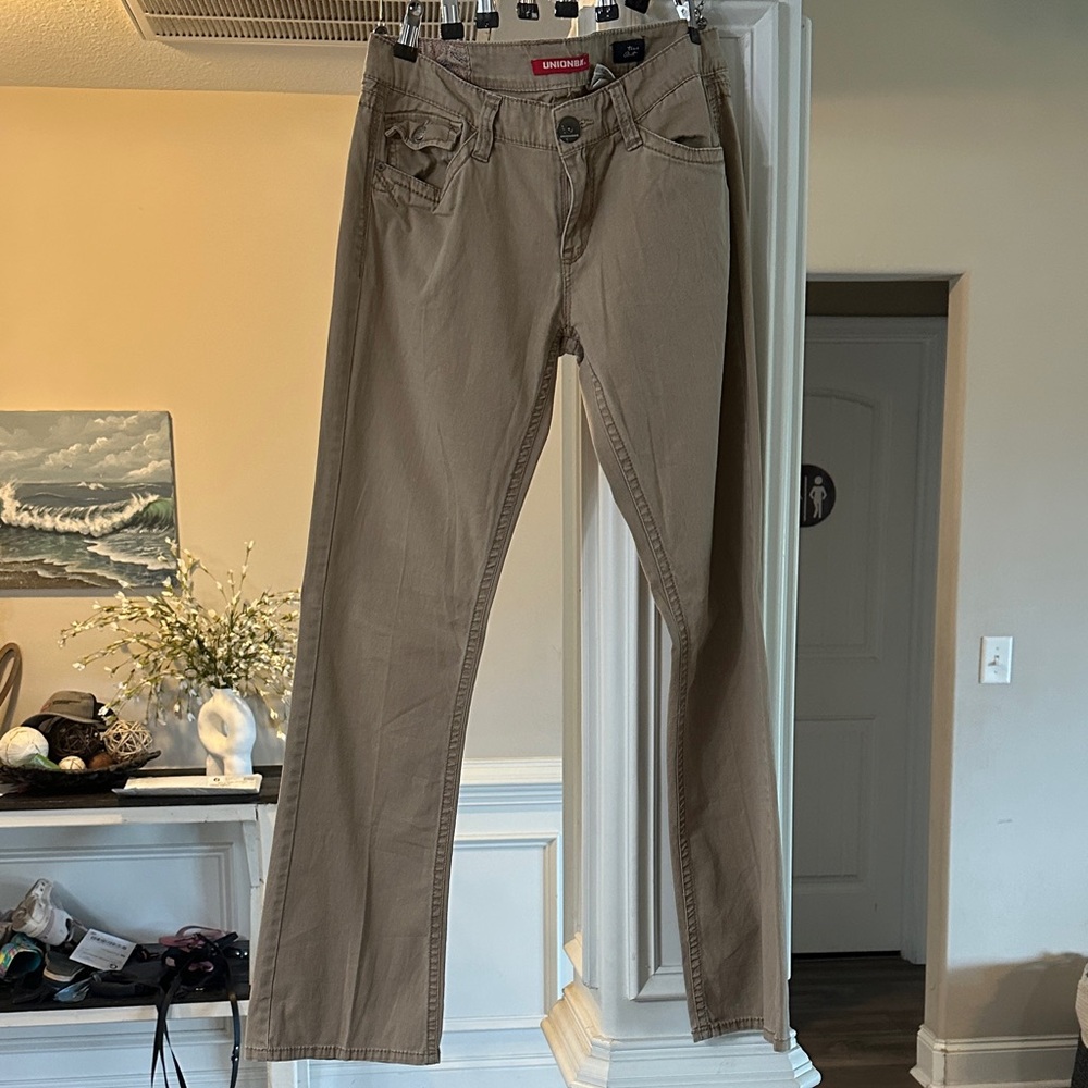 Vintage UNIONBAY Y2K era, low-rise, bootcut stretch